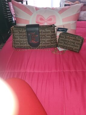 Juicy Couture Brown Signature Chain Shoulder Bag with Wallet